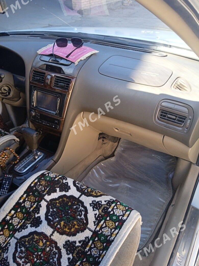 Nissan Maxima 2000 - 60 000 TMT - Sakar - img 2