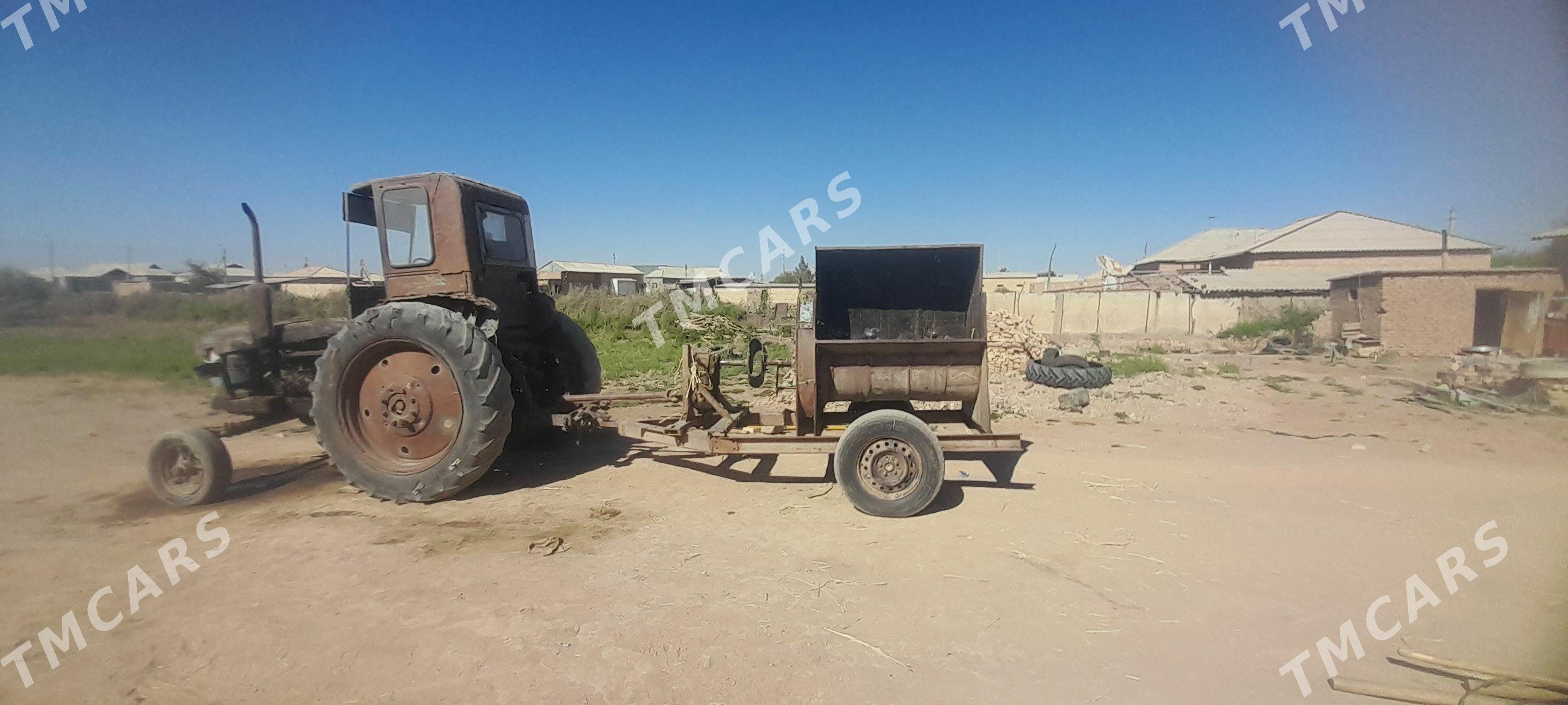 MTZ T-28 1980 - 32 000 TMT - Tejen - img 3