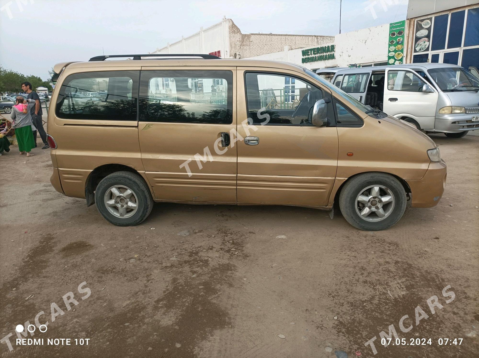 Hyundai H-1 2001 - 50 000 TMT - Гурбансолтан Едже - img 3