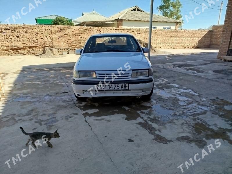 Opel Vectra 1992 - 25 000 TMT - Tejen - img 3