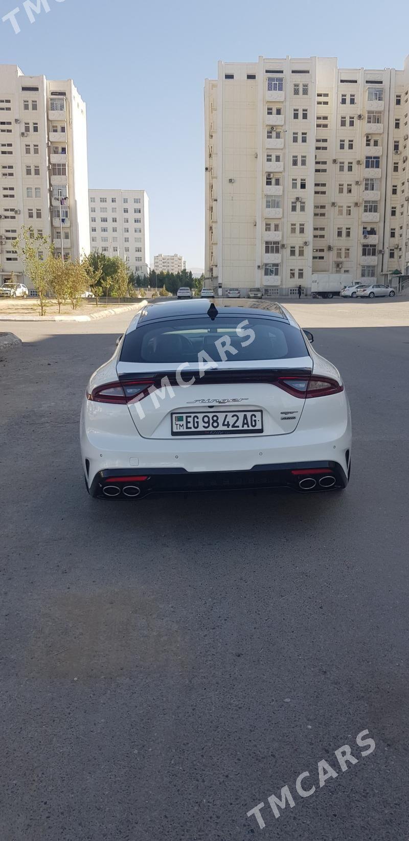 Kia Stinger 2018 - 280 000 TMT - Мир 7 - img 3