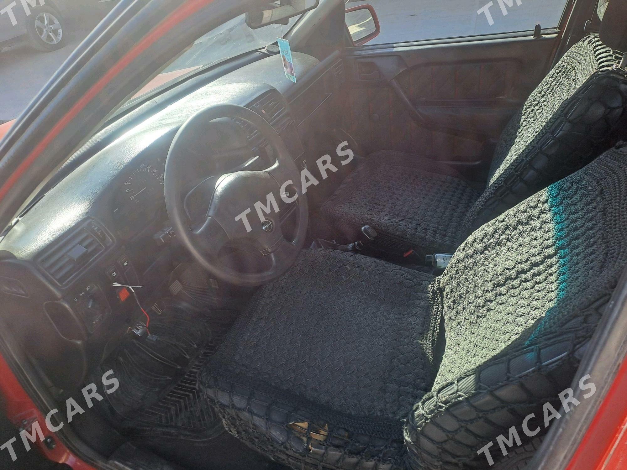 Opel Vectra 1992 - 50 000 TMT - Dänew - img 6