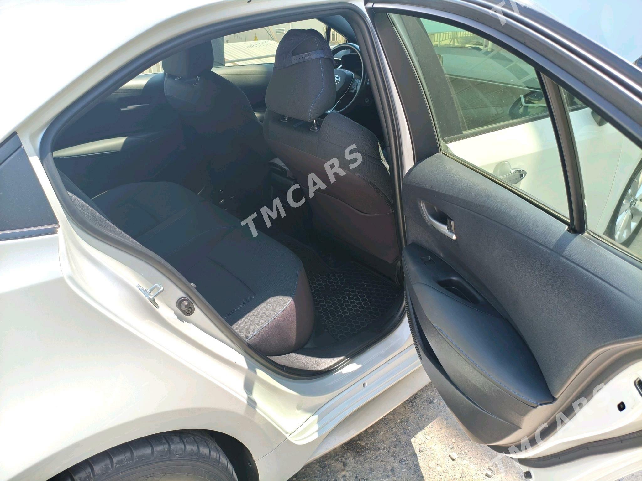 Toyota Corolla 2020 - 250 000 TMT - Türkmenabat - img 9