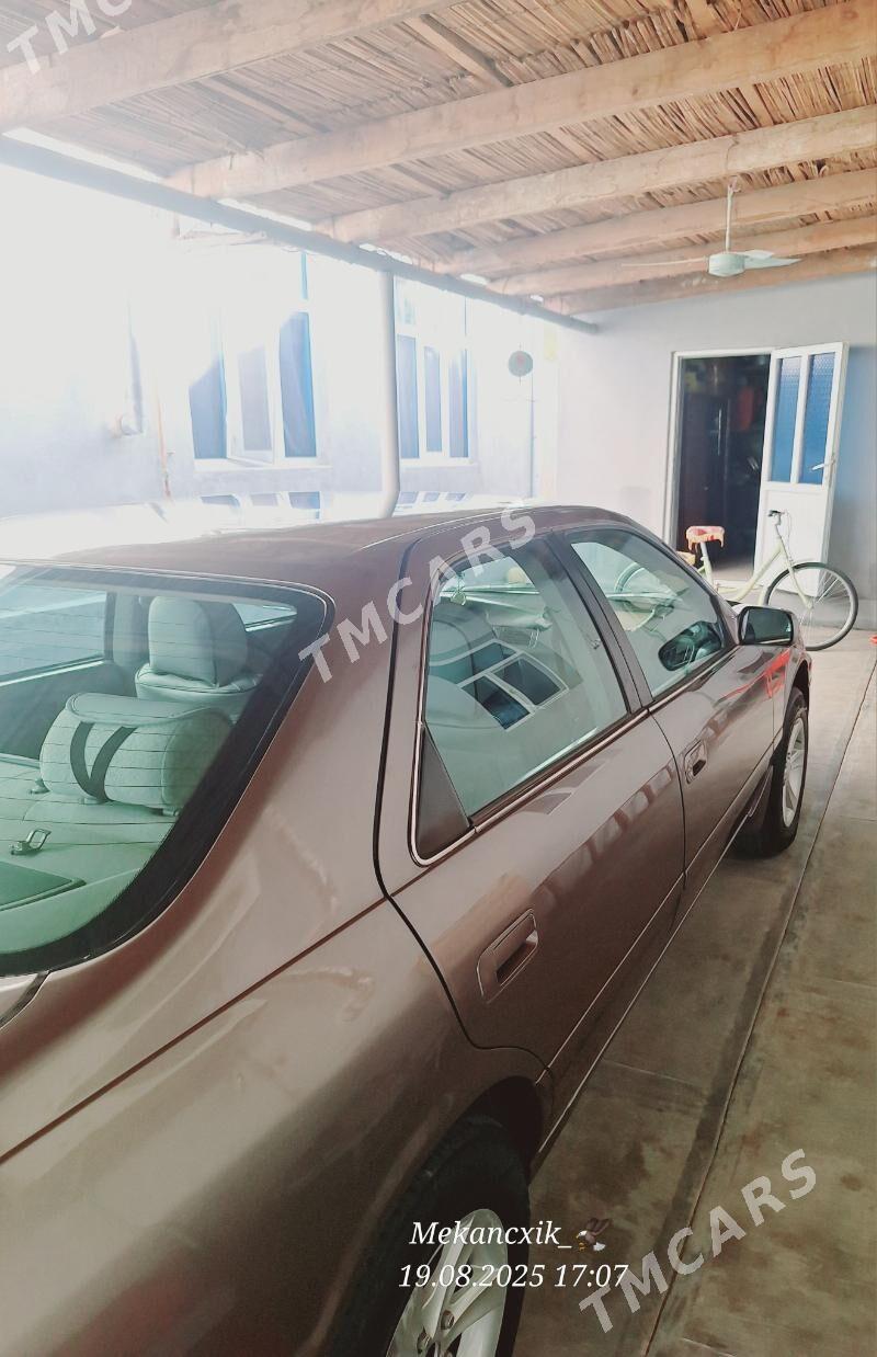 Toyota Camry 2000 - 180 000 TMT - Magdanly - img 3