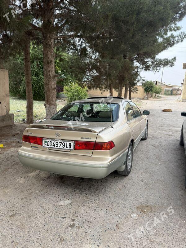 Toyota Camry 2001 - 160 000 TMT - Дянев - img 5