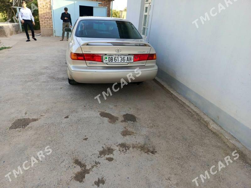 Toyota Camry 2000 - 185 000 TMT - Änew - img 2