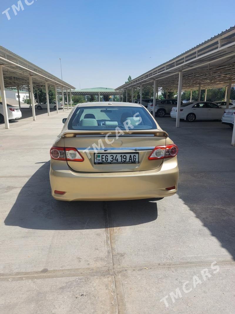 Toyota Corolla 2012 - 142 000 TMT - Кëши - img 7