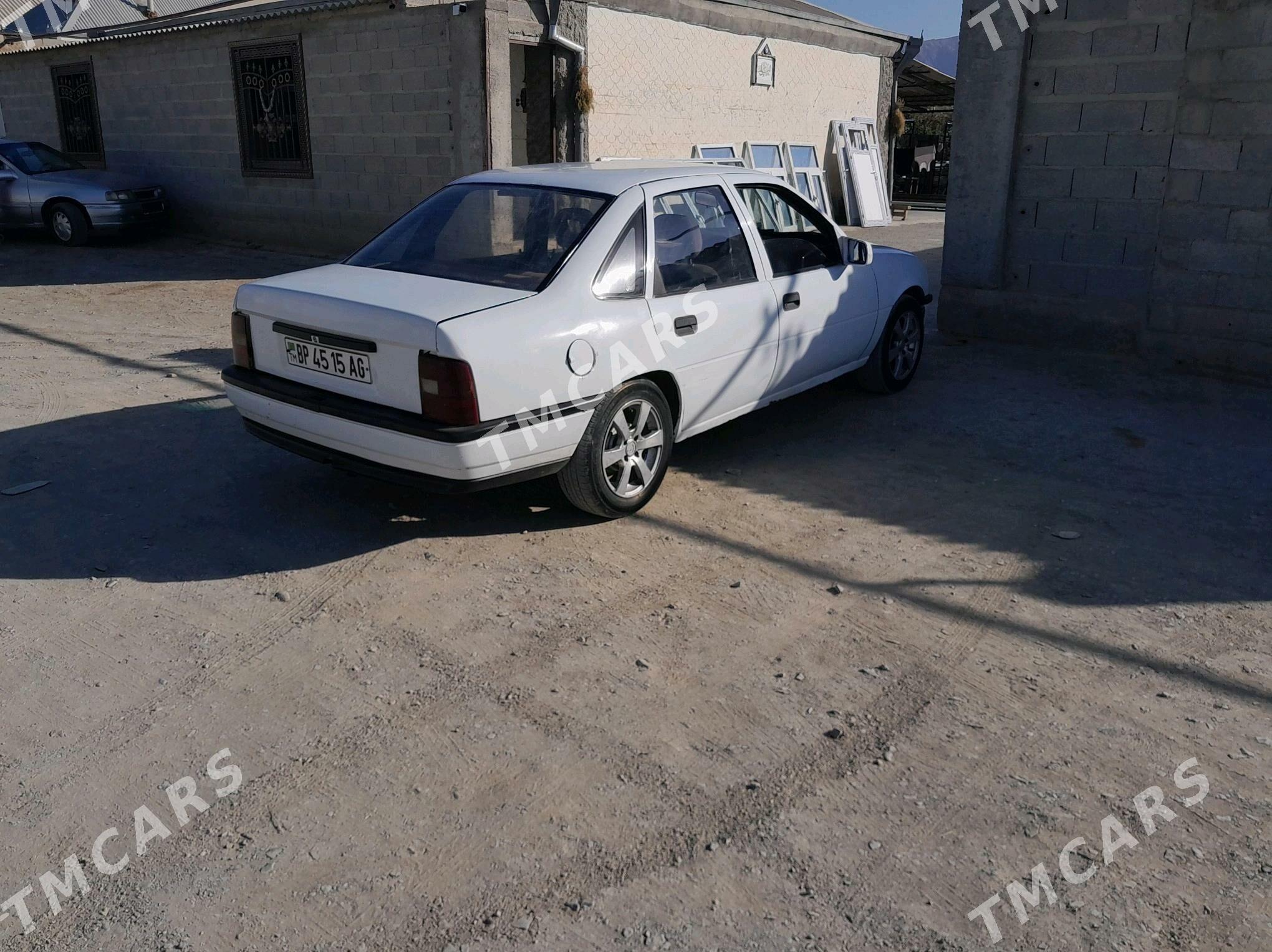 Opel Vectra 1991 - 21 000 TMT - Bäherden - img 2