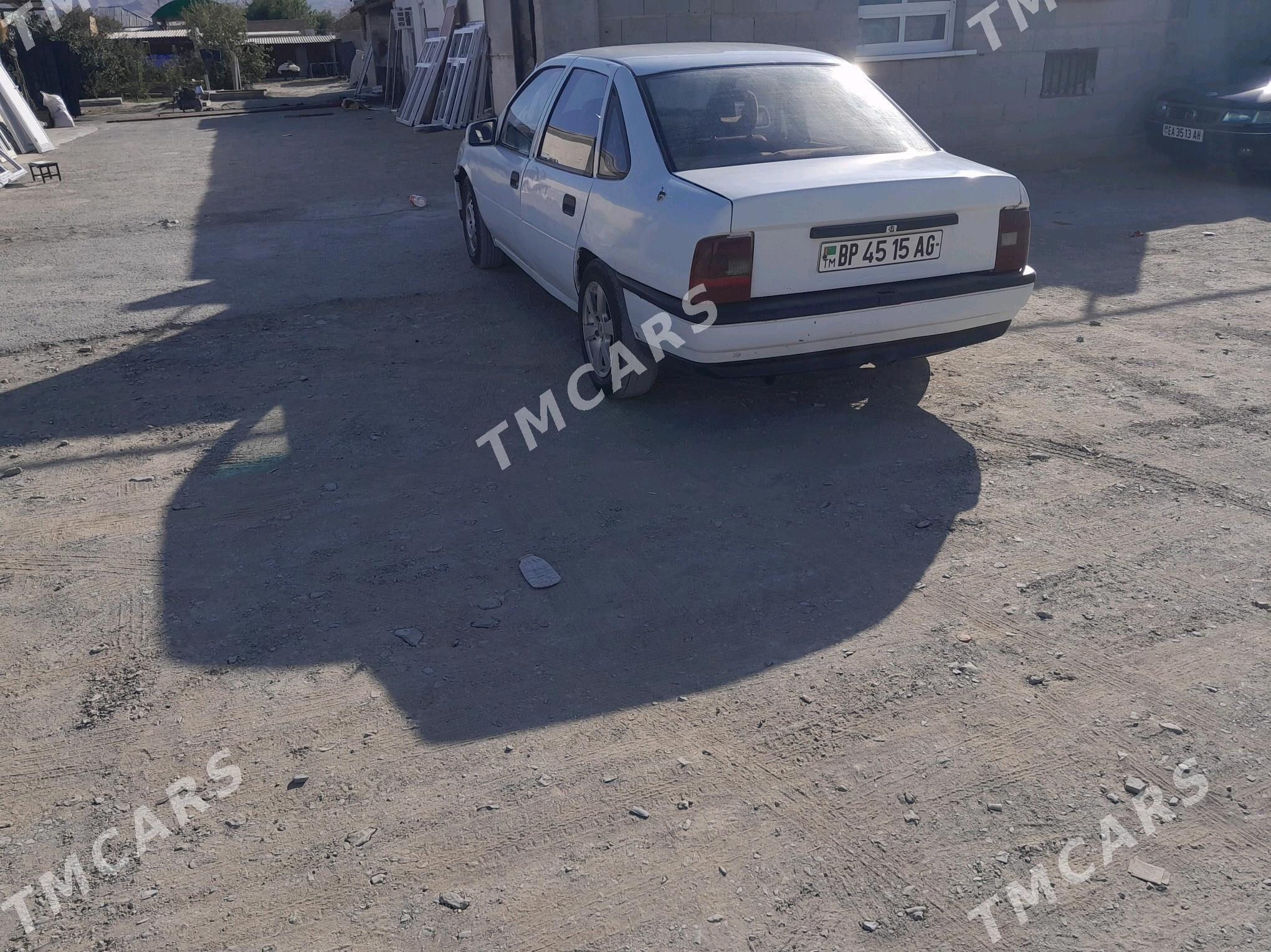 Opel Vectra 1991 - 21 000 TMT - Bäherden - img 3
