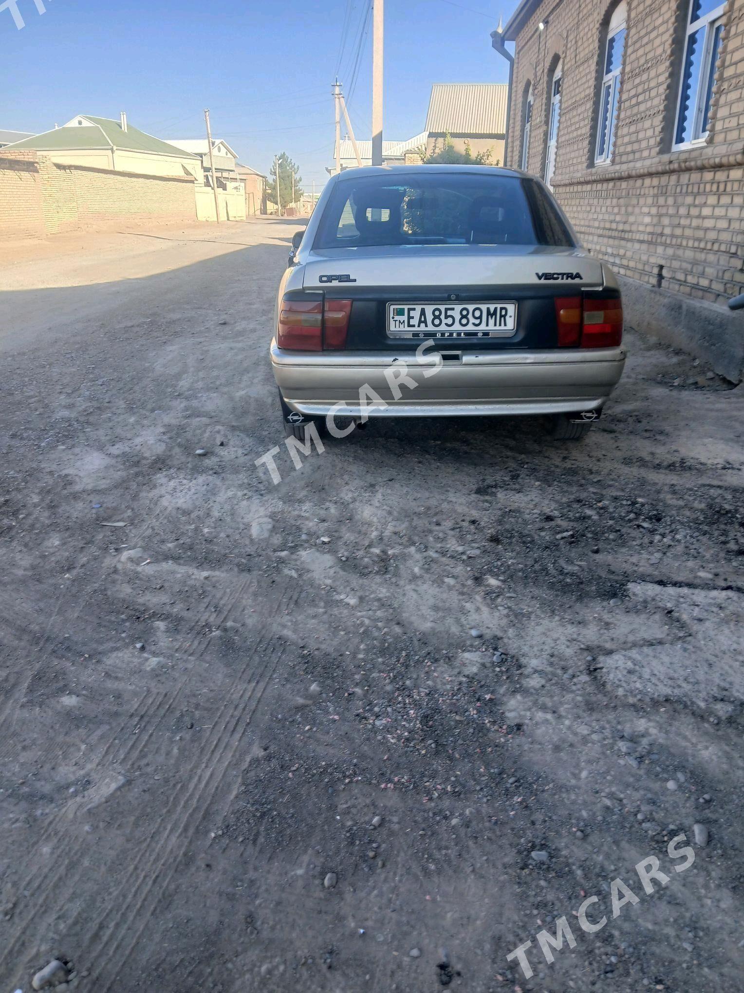Opel Vectra 1992 - 23 000 TMT - Murgap - img 2