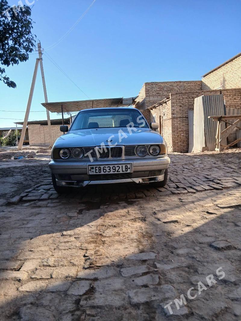 BMW 525 1991 - 50 000 TMT - Sakar - img 3