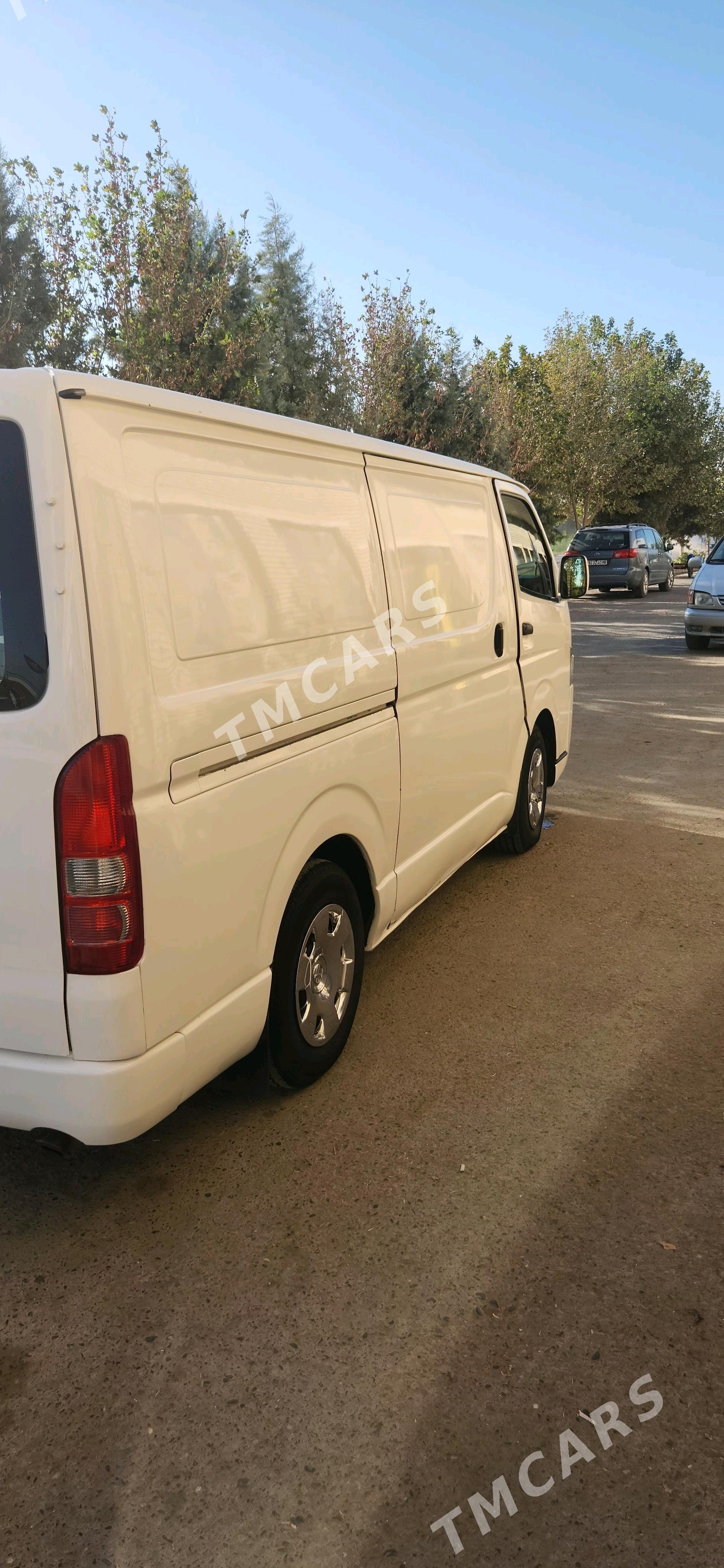 Toyota Hiace 2007 - 197 000 TMT - Mary - img 3