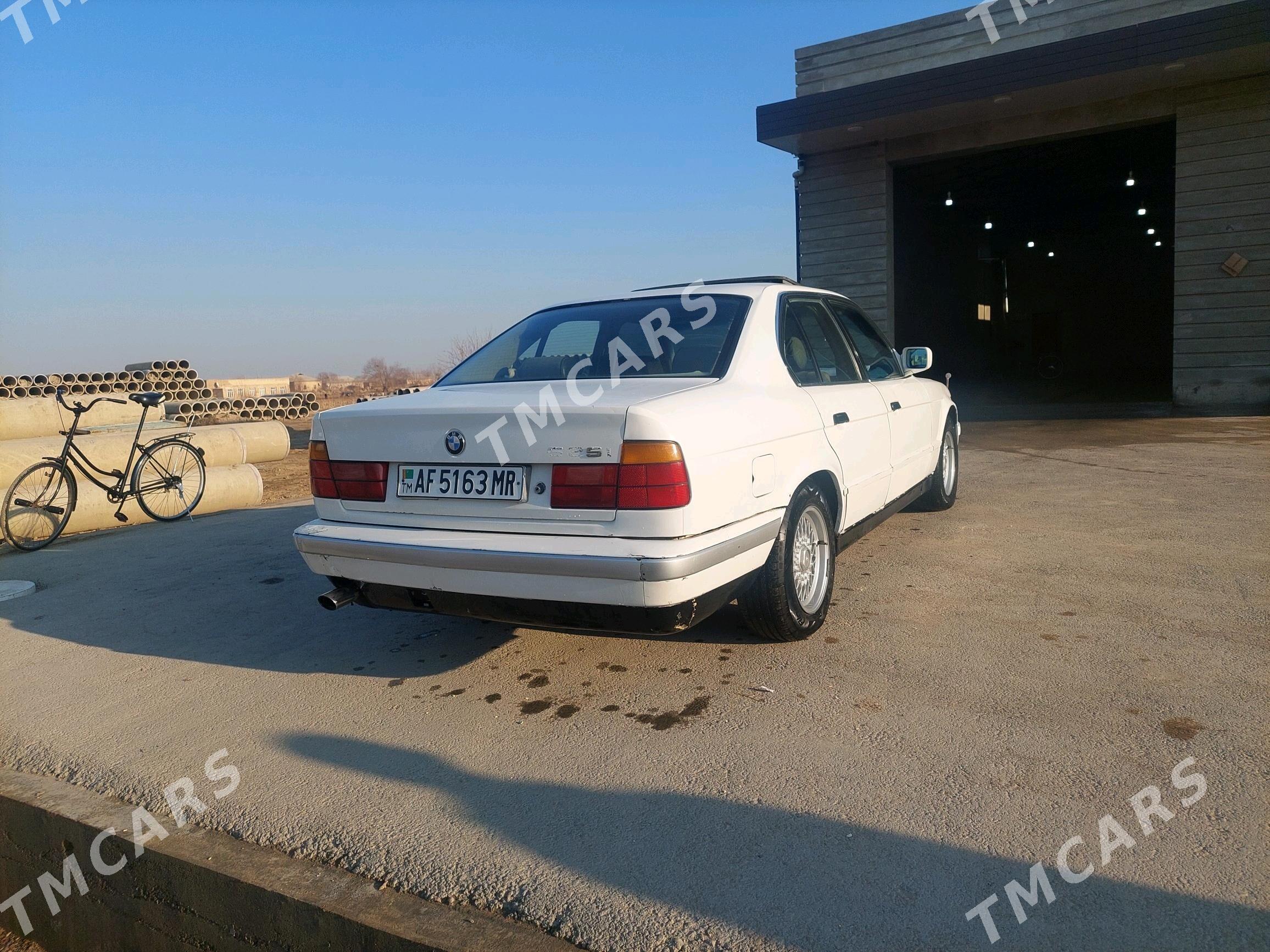 BMW 520 1989 - 45 000 TMT - Mary - img 2
