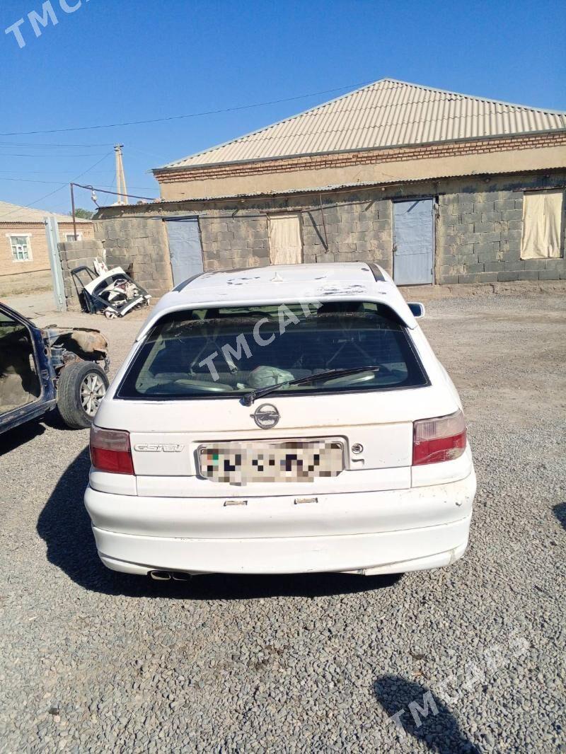 Opel Astra 1994 - 25 000 TMT - Бахарден - img 3