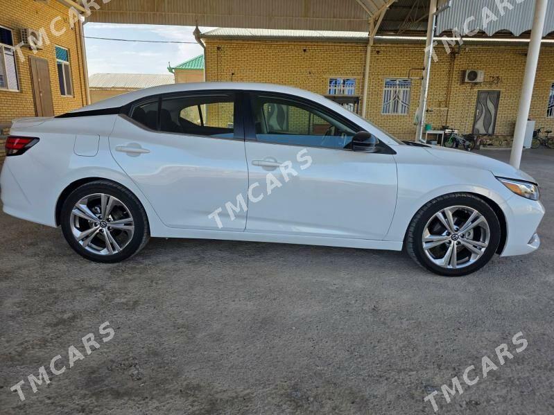 Nissan Sentra 2022 - 185 000 TMT - Байрамали - img 2