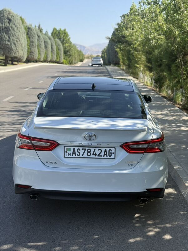 Toyota Camry 2019 - 345 000 TMT - Aşgabat - img 2