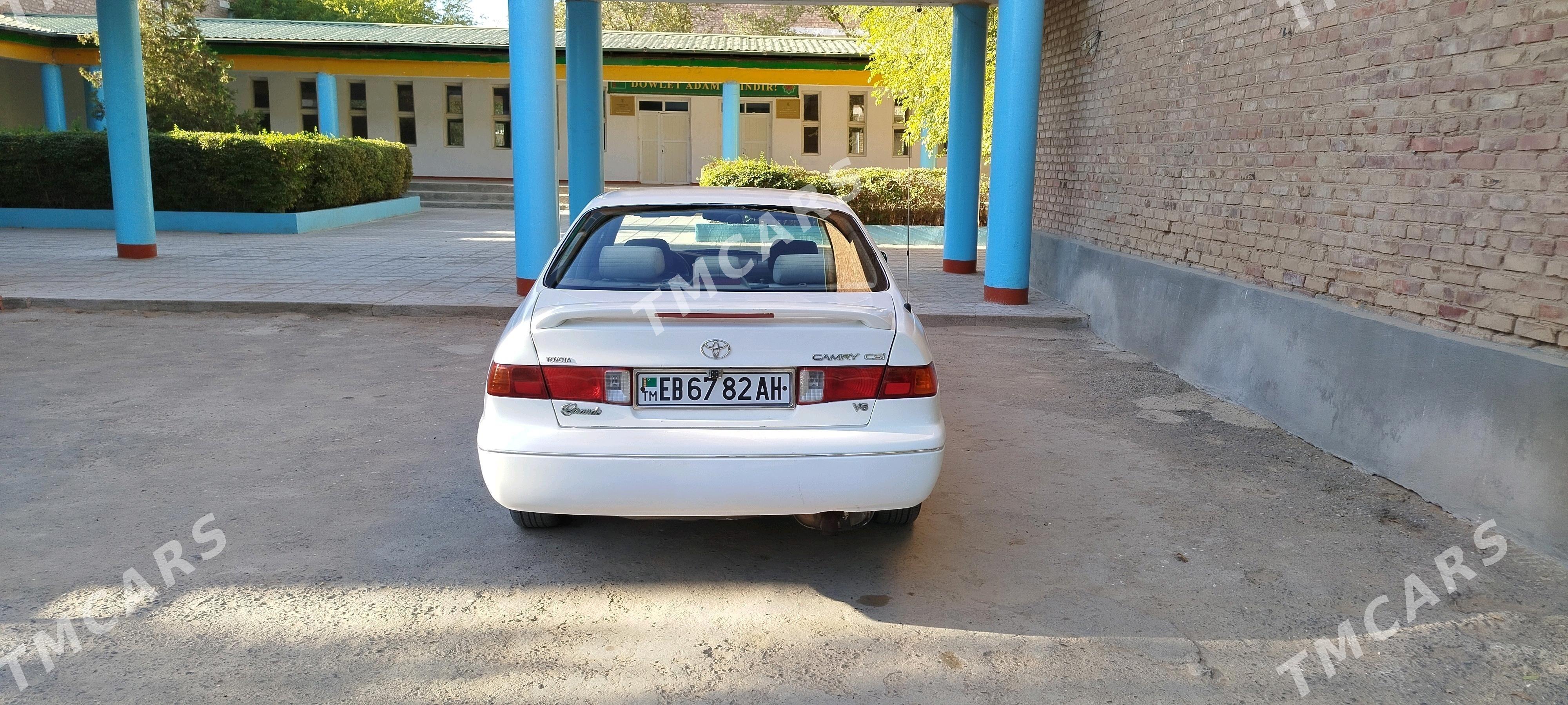 Toyota Camry 2000 - 140 000 TMT - Babadaýhan - img 7