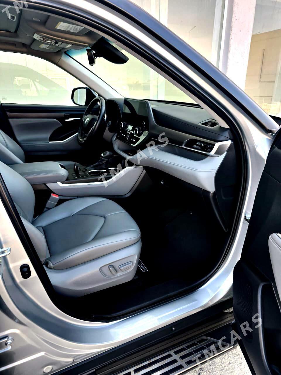 Toyota Highlander 2024 - 520 000 TMT - Мары - img 3