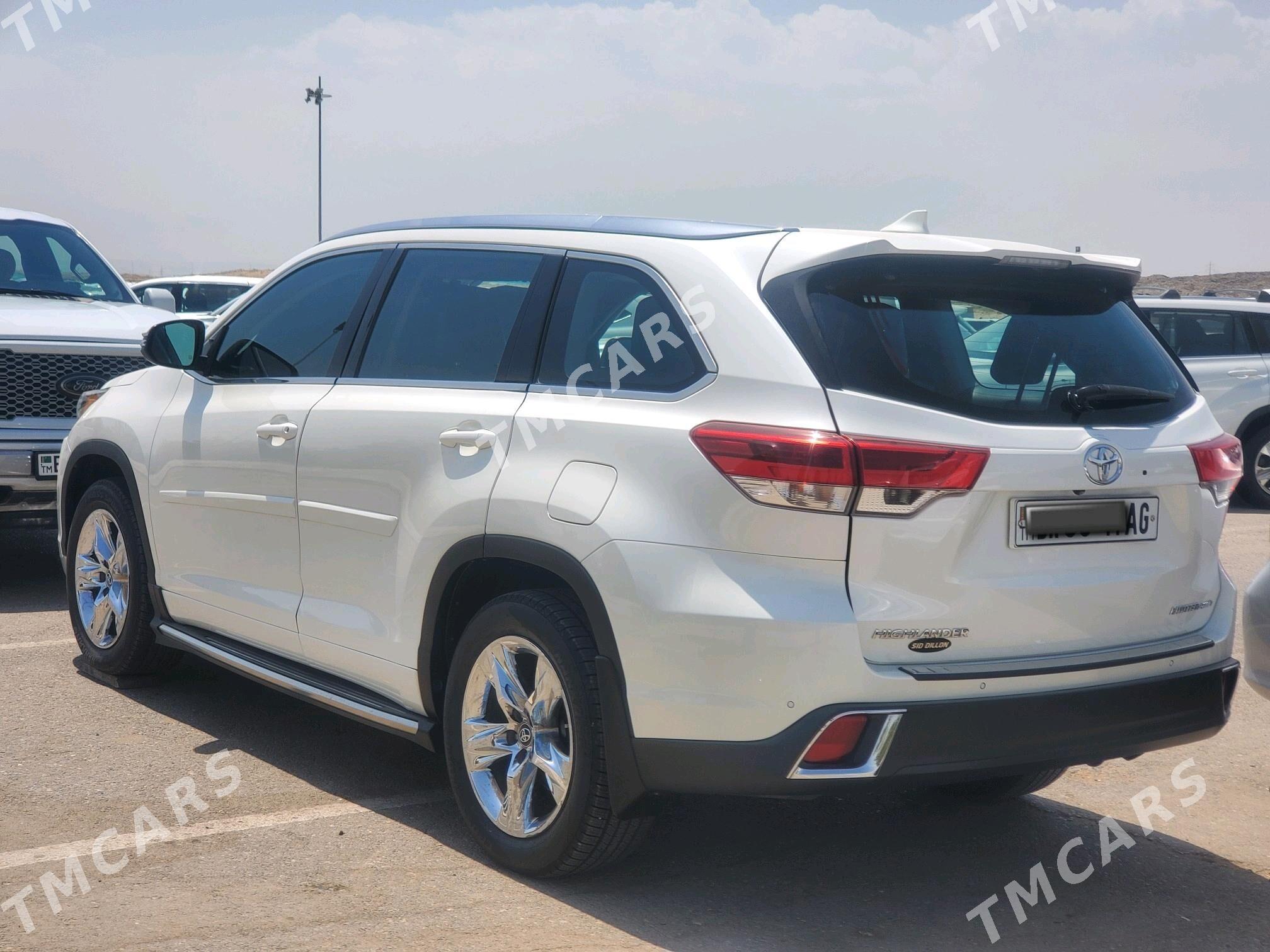 Toyota Highlander 2018 - 527 000 TMT - Ашхабад - img 6