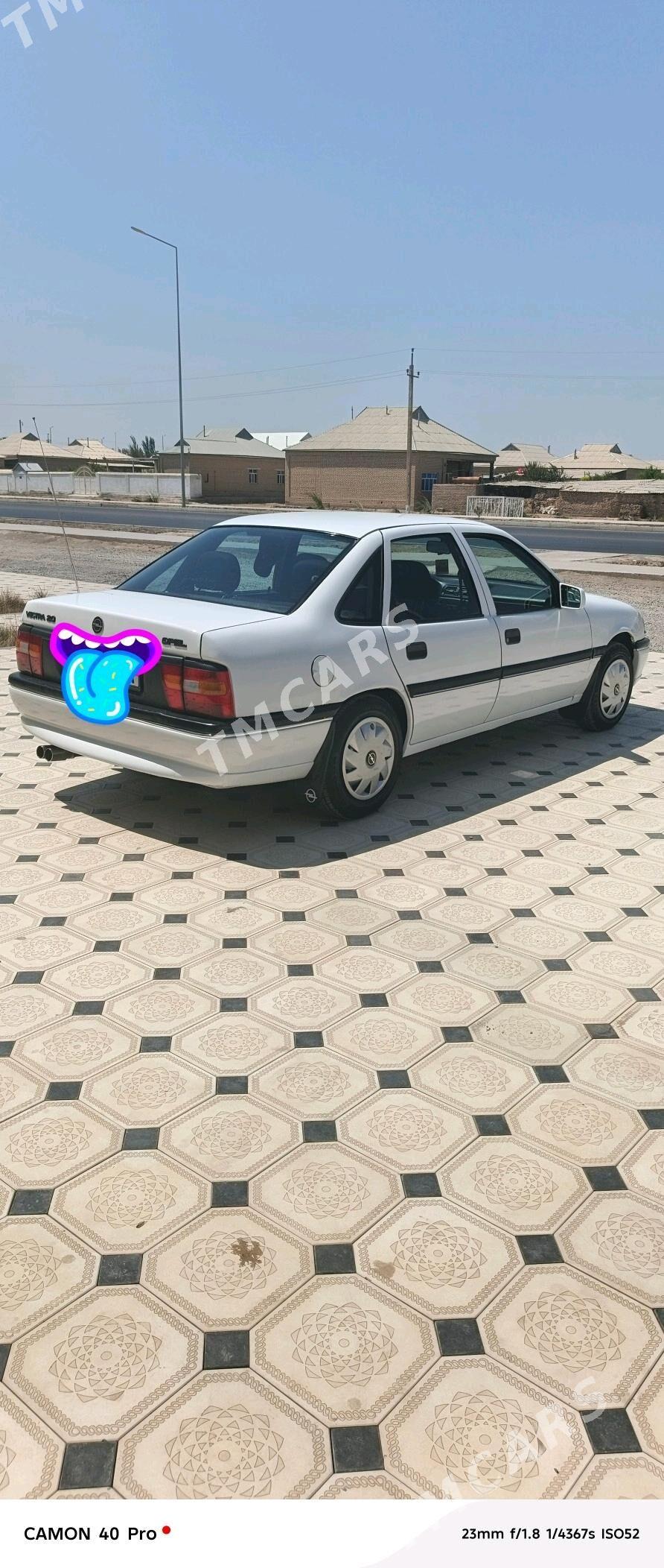 Opel Vectra 1992 - 38 000 TMT - Mary - img 10