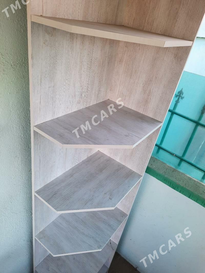 Mebel / etaželka - Büzmeýin - img 2