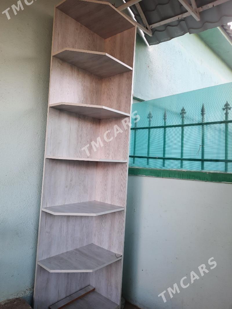 Mebel / etaželka - Büzmeýin - img 1
