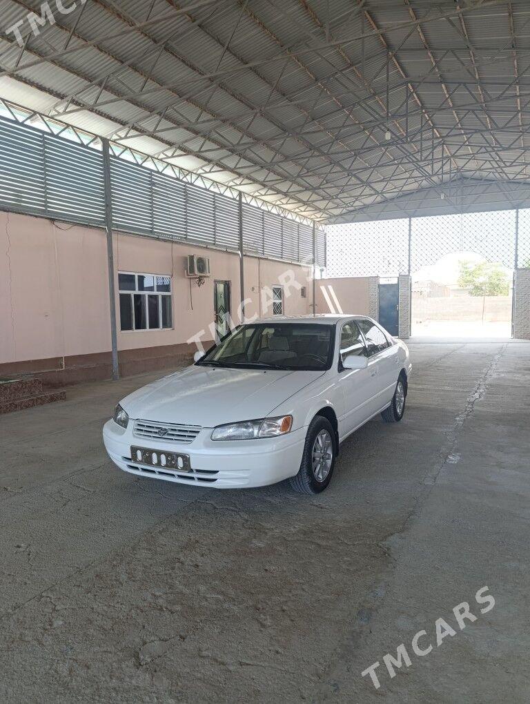 Toyota Camry 1998 - 130 000 TMT - Бахарден - img 6