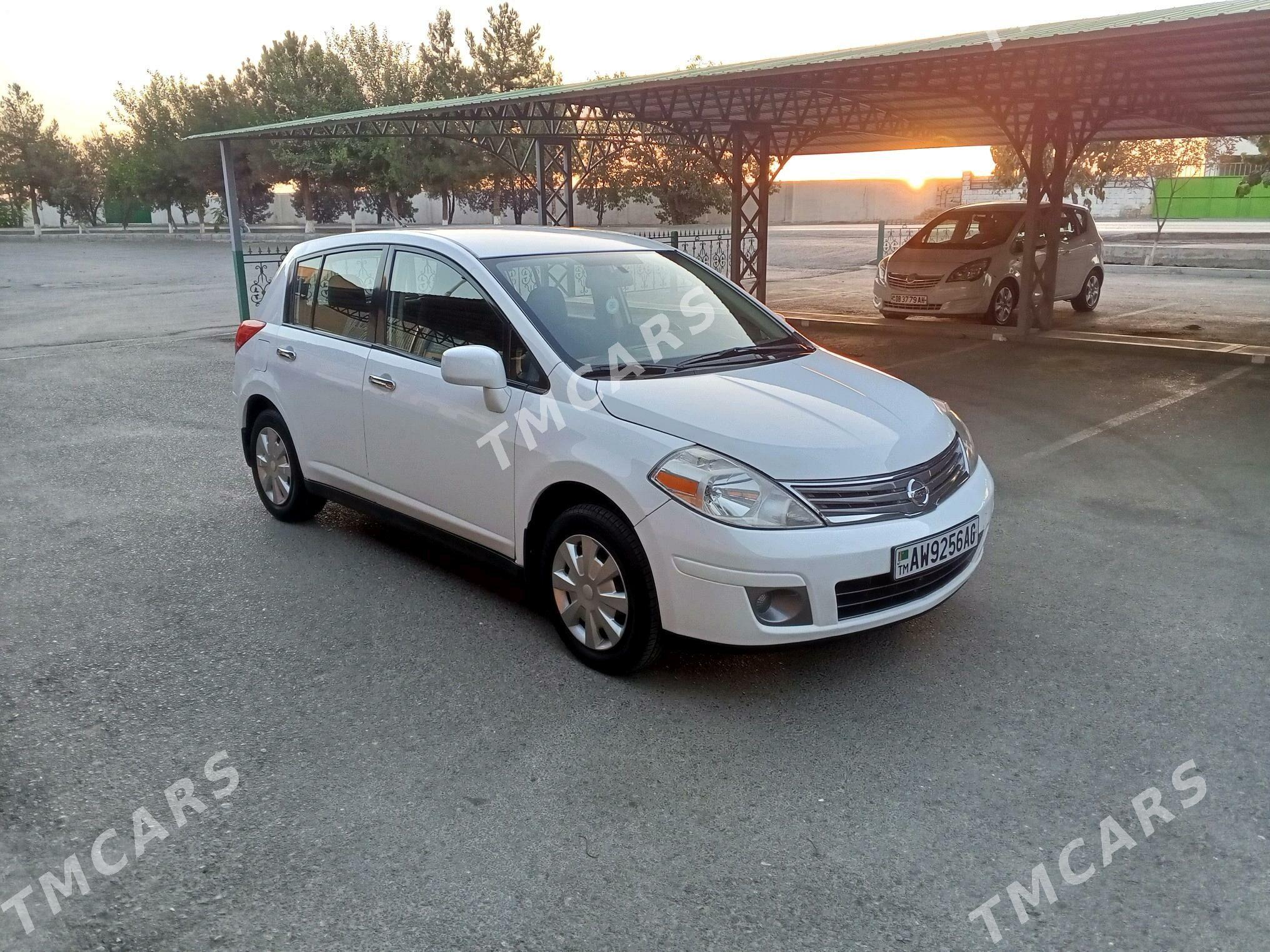 Nissan Versa 2010 - 129 000 TMT - Ашхабад - img 2