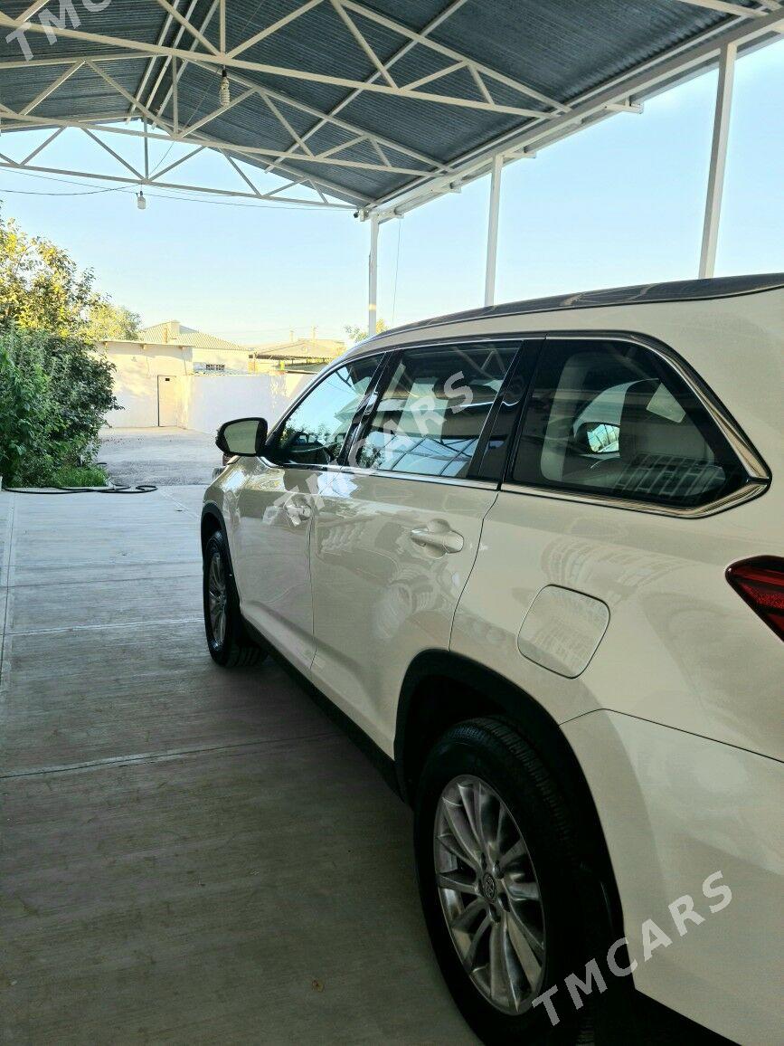 Toyota Highlander 2019 - 430 000 TMT - Кëши - img 5