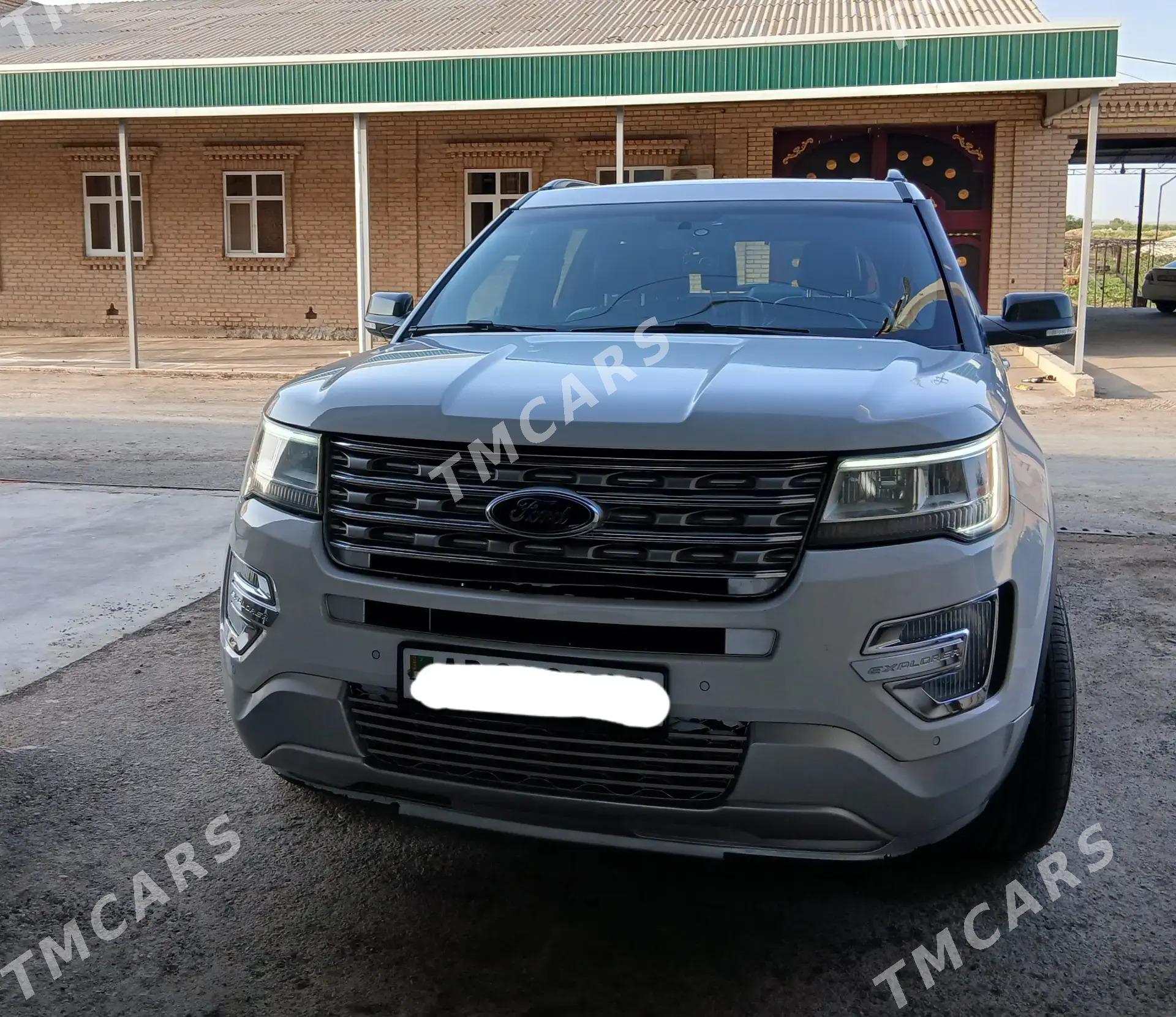 Ford Explorer 2016 - 350 000 TMT - Çärjew - img 5
