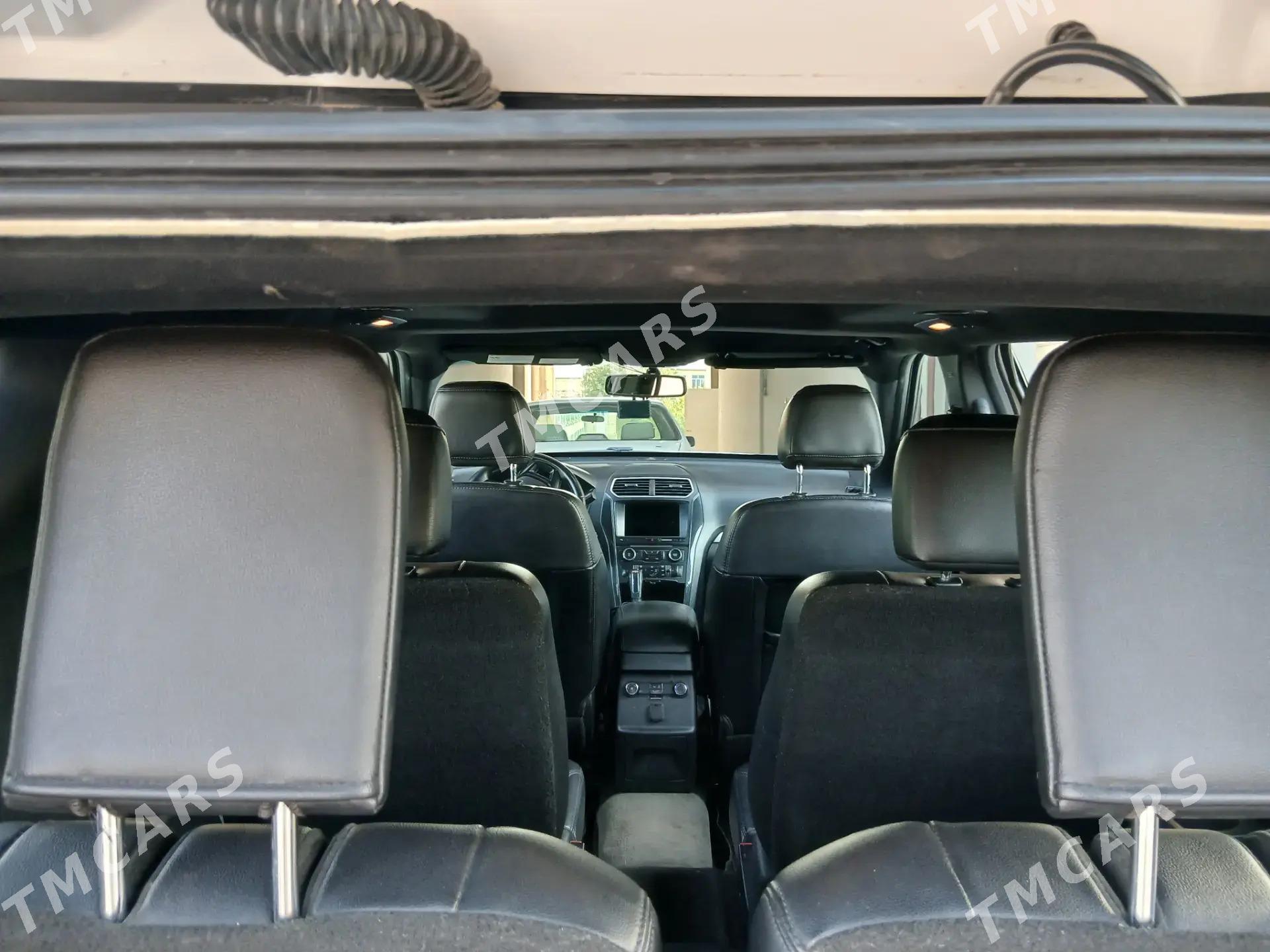 Ford Explorer 2016 - 350 000 TMT - Çärjew - img 3