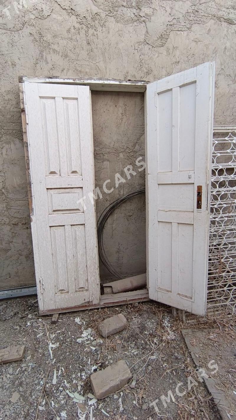 Daşky gapy - Гёкдепе - img 1