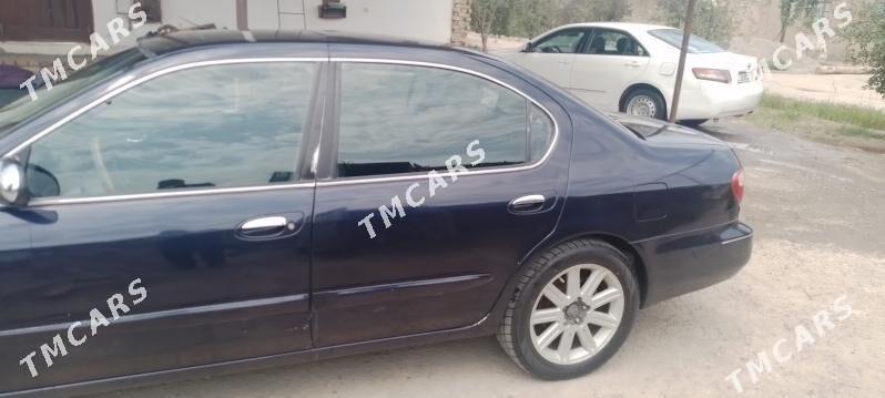 Infiniti I30 2001 - 70 000 TMT - Сакар - img 9