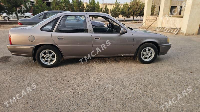 Opel Vectra 1992 - 36 000 TMT - Мары - img 3