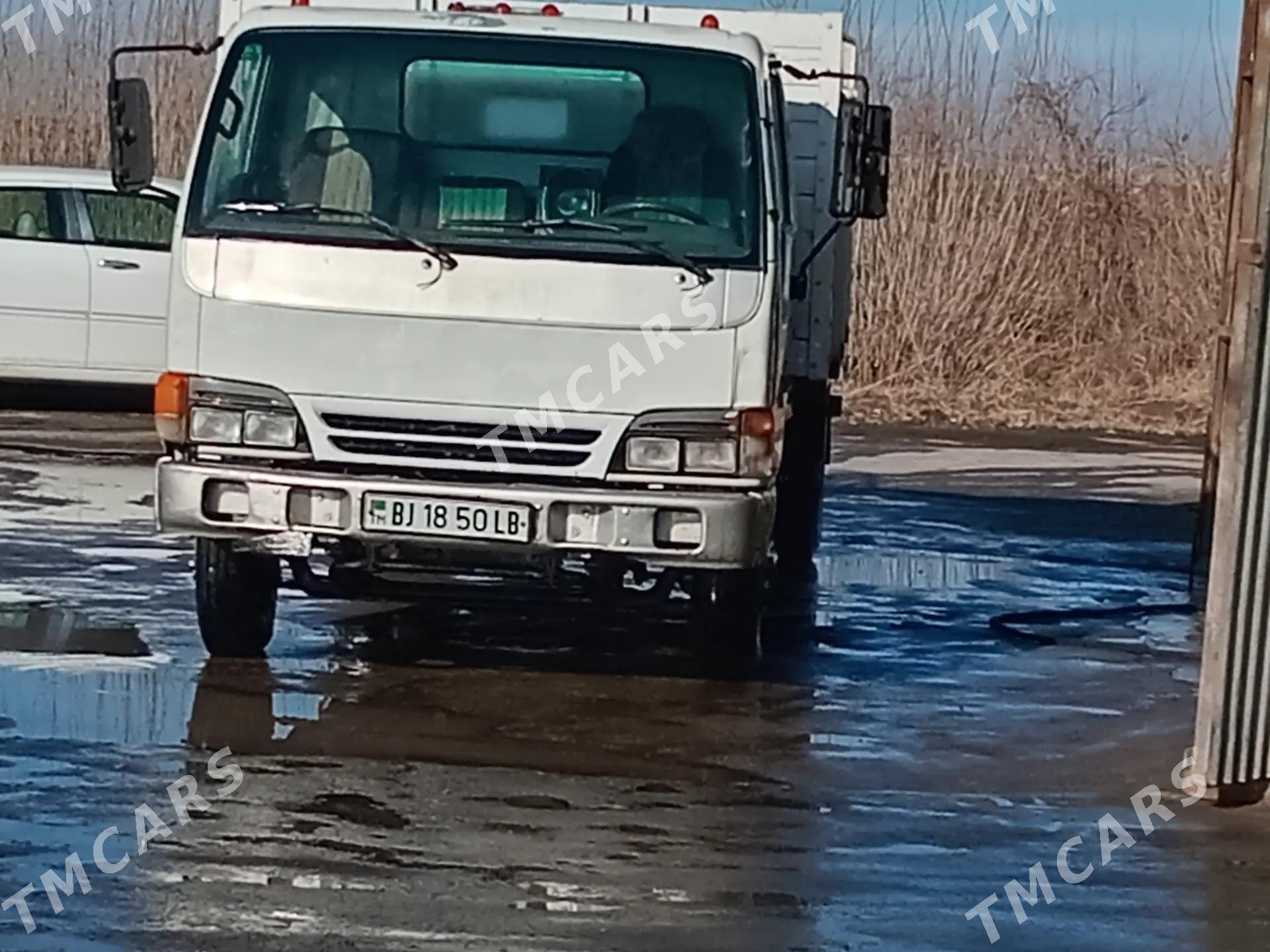 Isuzu Amigo 2000 - 220 000 TMT - Чарджоу - img 2