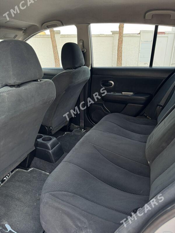 Nissan Versa 2011 - 120 000 TMT - Балканабат - img 5