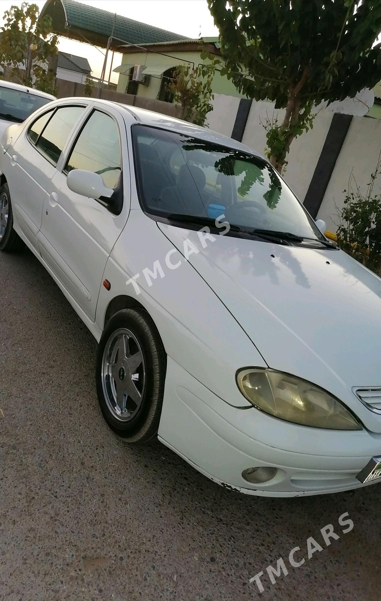 Renault Megane 2 2001 - 25 000 TMT - Änew - img 2