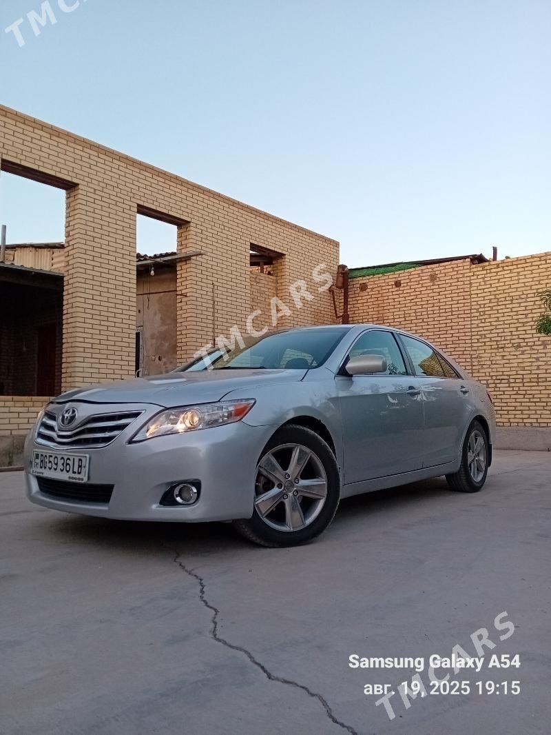 Toyota Camry 2011 - 170 000 TMT - Сакар - img 4
