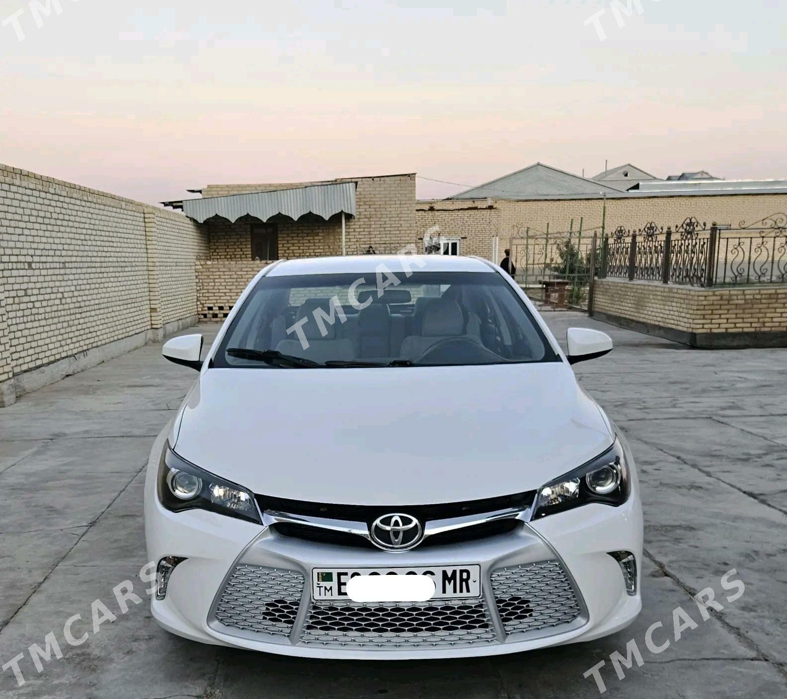 Toyota Camry 2017 - 265 000 TMT - Байрамали - img 8