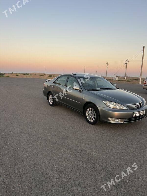 Toyota Camry 2002 - 220 000 TMT - Байрамали - img 5