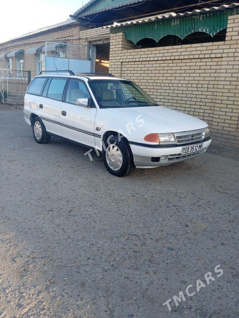 Opel Astra 1992 - 33 000 TMT - Мары - img 3
