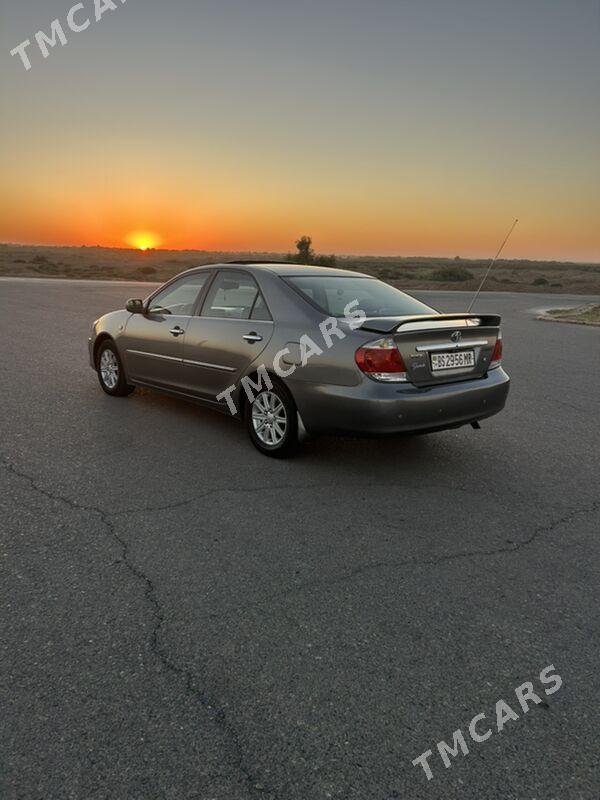 Toyota Camry 2002 - 220 000 TMT - Байрамали - img 8