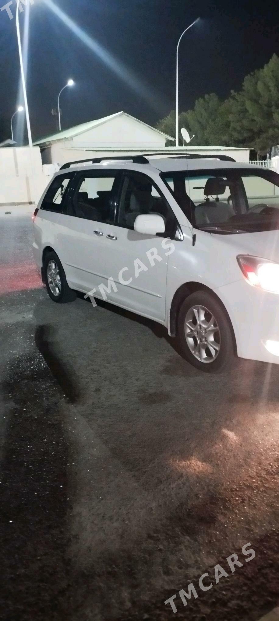 Toyota Sienna 2003 - 230 000 TMT - 30 мкр - img 5