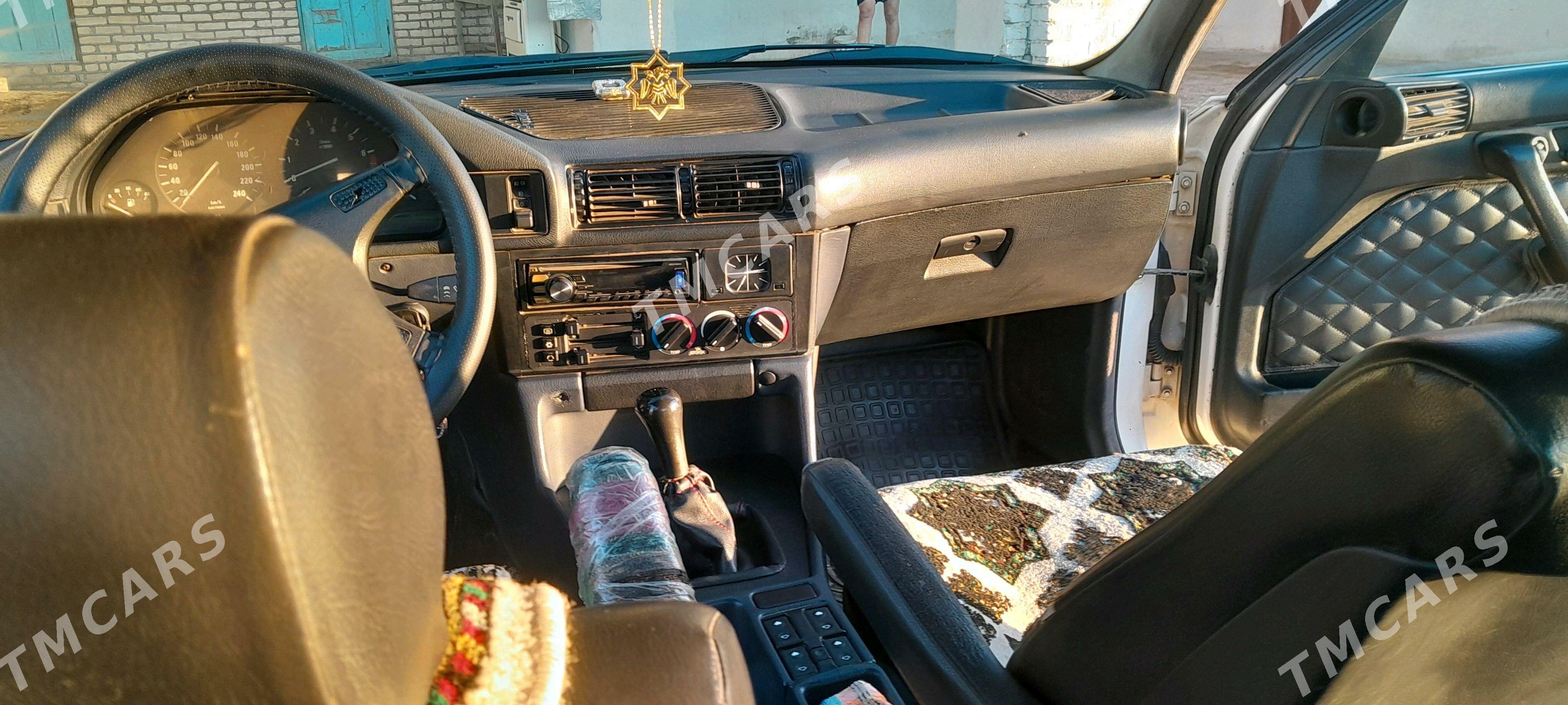 BMW 5 Series 1992 - 65 000 TMT - Мары - img 8