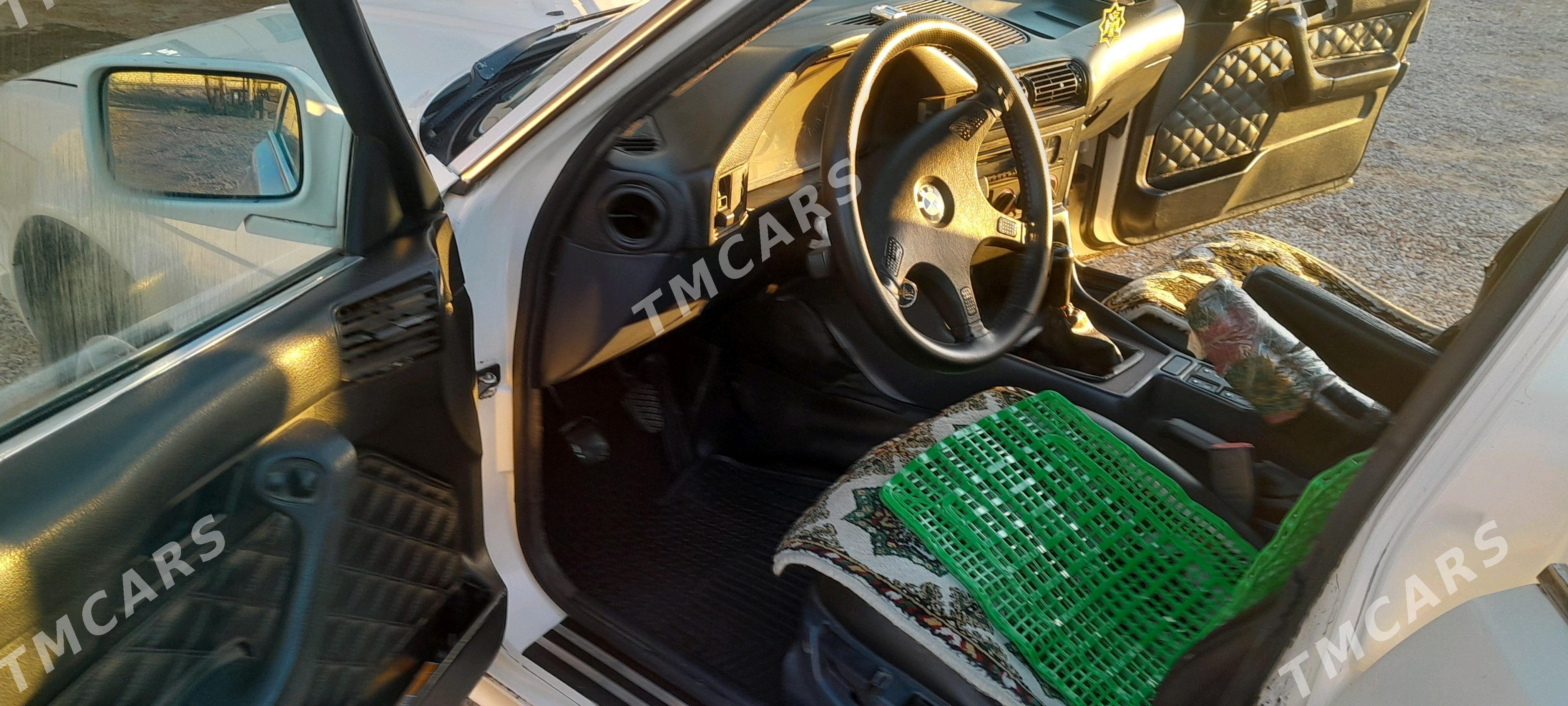BMW 5 Series 1992 - 65 000 TMT - Мары - img 6
