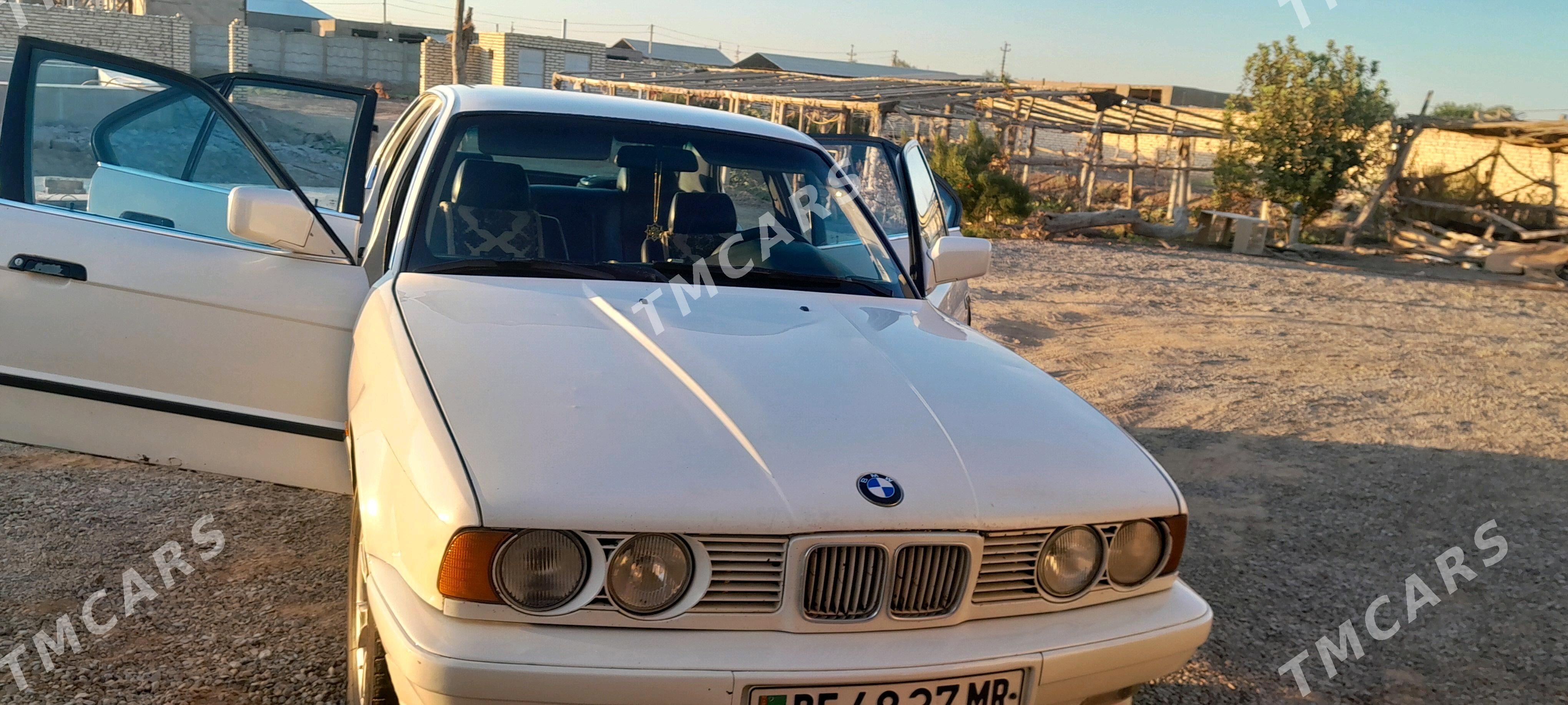 BMW 5 Series 1992 - 65 000 TMT - Мары - img 7