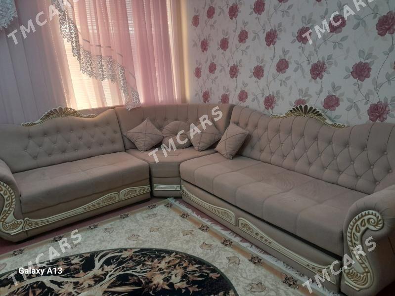 Ugalok diwan - Moskowskiý köç. (10 ýyl abadançylyk şaýoly) - img 2
