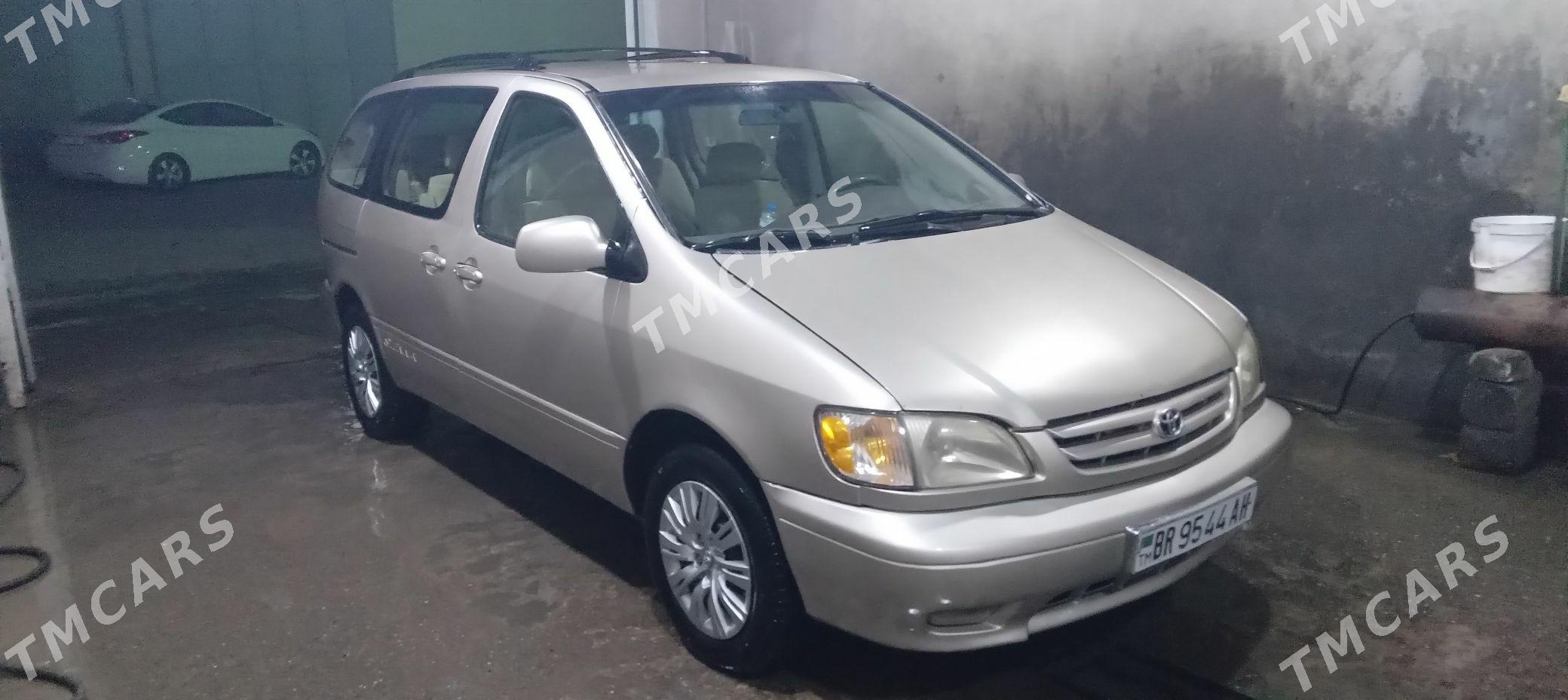 Toyota Sienna 2002 - 135 000 TMT - Теджен - img 7