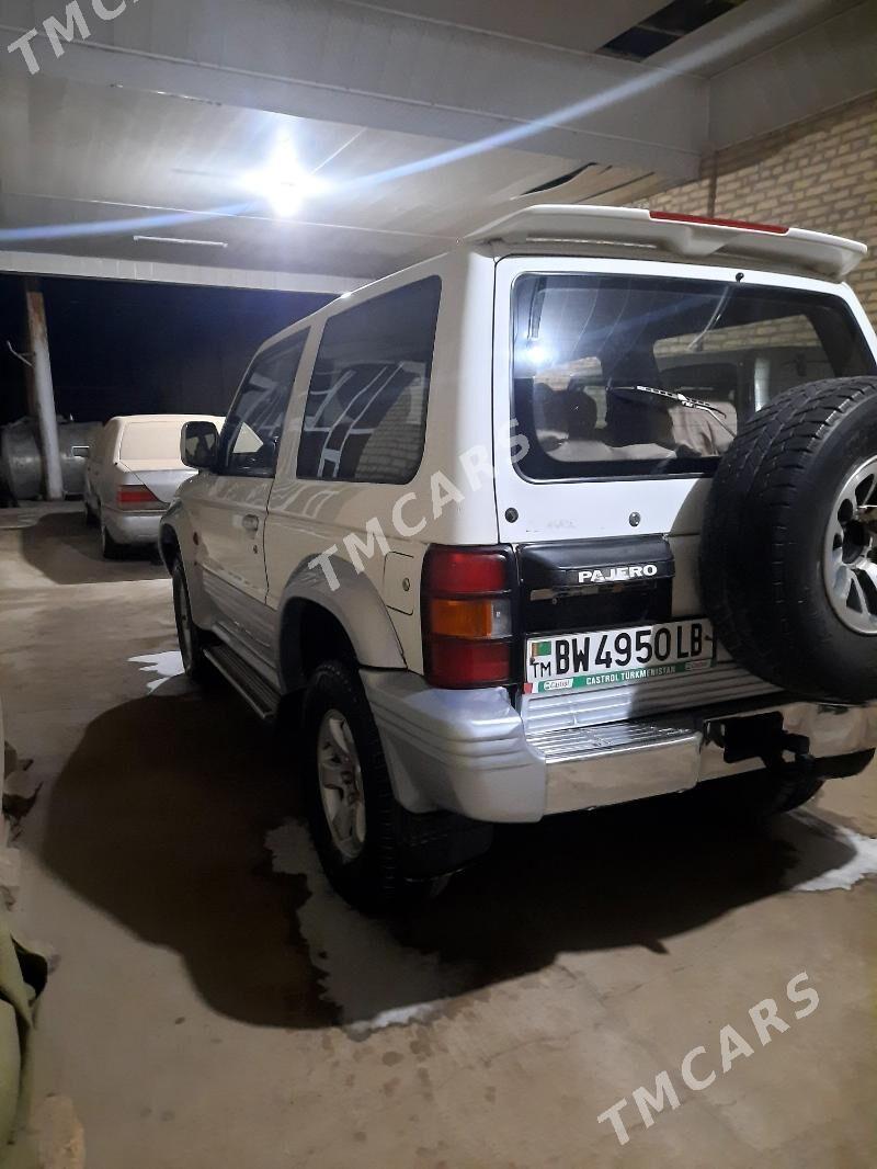 Mitsubishi Pajero 1993 - 75 000 TMT - Saýat - img 4