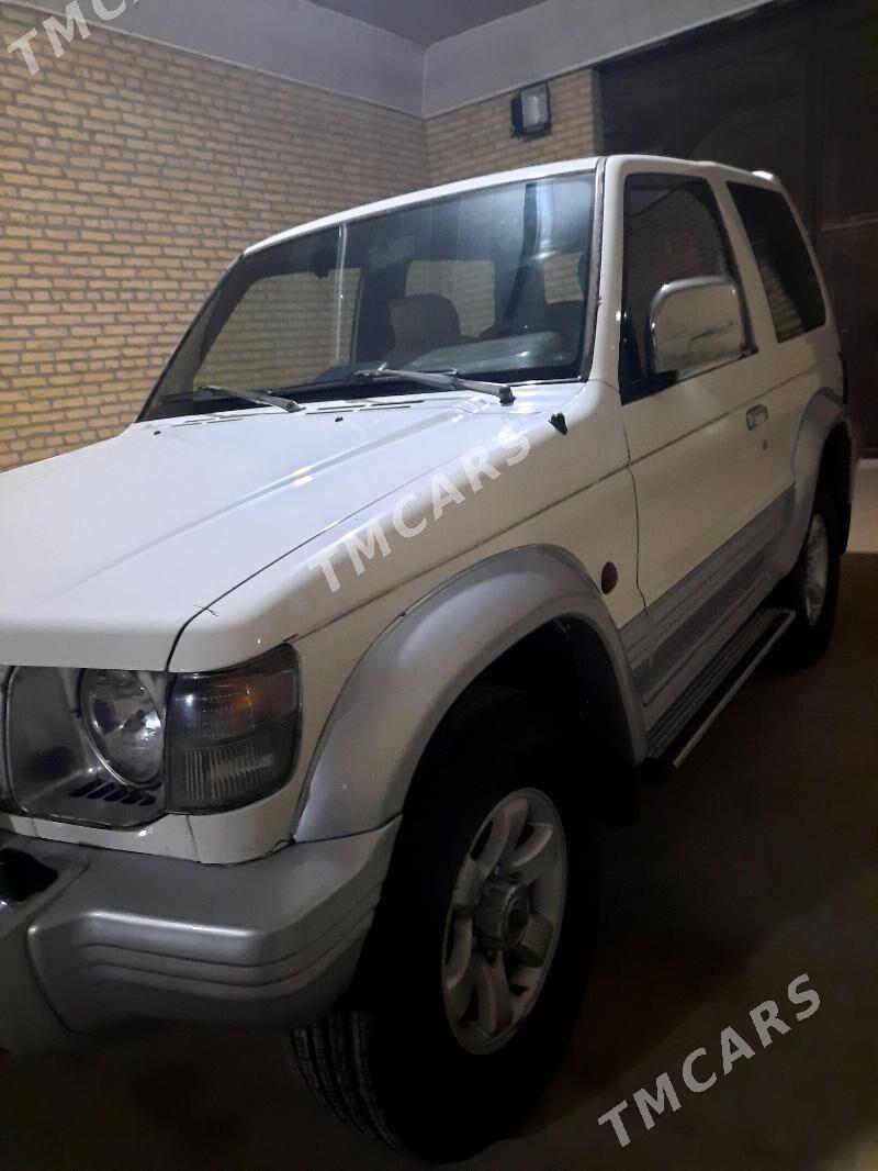 Mitsubishi Pajero 1993 - 75 000 TMT - Saýat - img 10